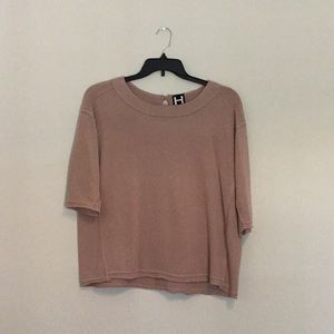 Light weight sweater